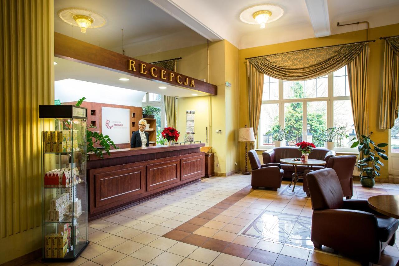 Polonia Hotel Kudowa-Zdrój Exterior foto